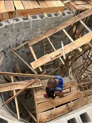 Slab Decking Carpenter, Roofing Carpenter and Iron Bender