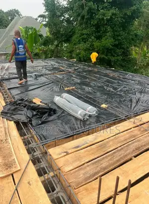 Slab Decking Carpenter, Roofing Carpenter and Iron Bender