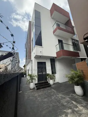 5bdrm Duplex in Lekki Phase 1 for sale