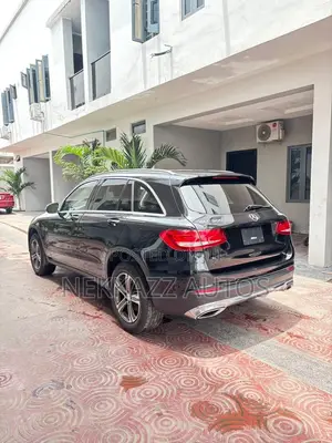 Mercedes-Benz GLC-Class 2016 Black