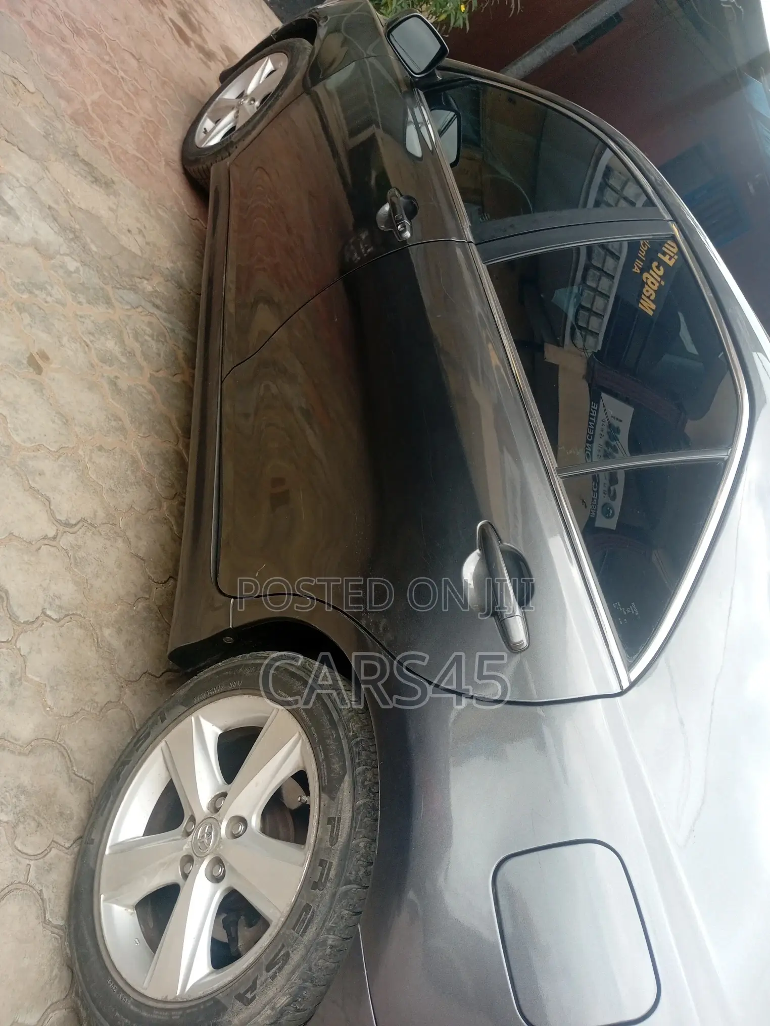 Toyota Camry 2011 Gray