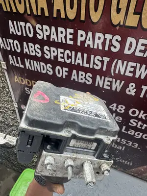 Toyota Camry 2007–2009 ABS Control Module