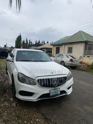 Mercedes-Benz E350 Base 4Matic Sedan AWD (3.5L 6cyl 7A) 2013 White