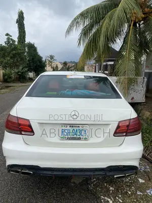 Mercedes-Benz E350 Base 4Matic Sedan AWD (3.5L 6cyl 7A) 2013 White