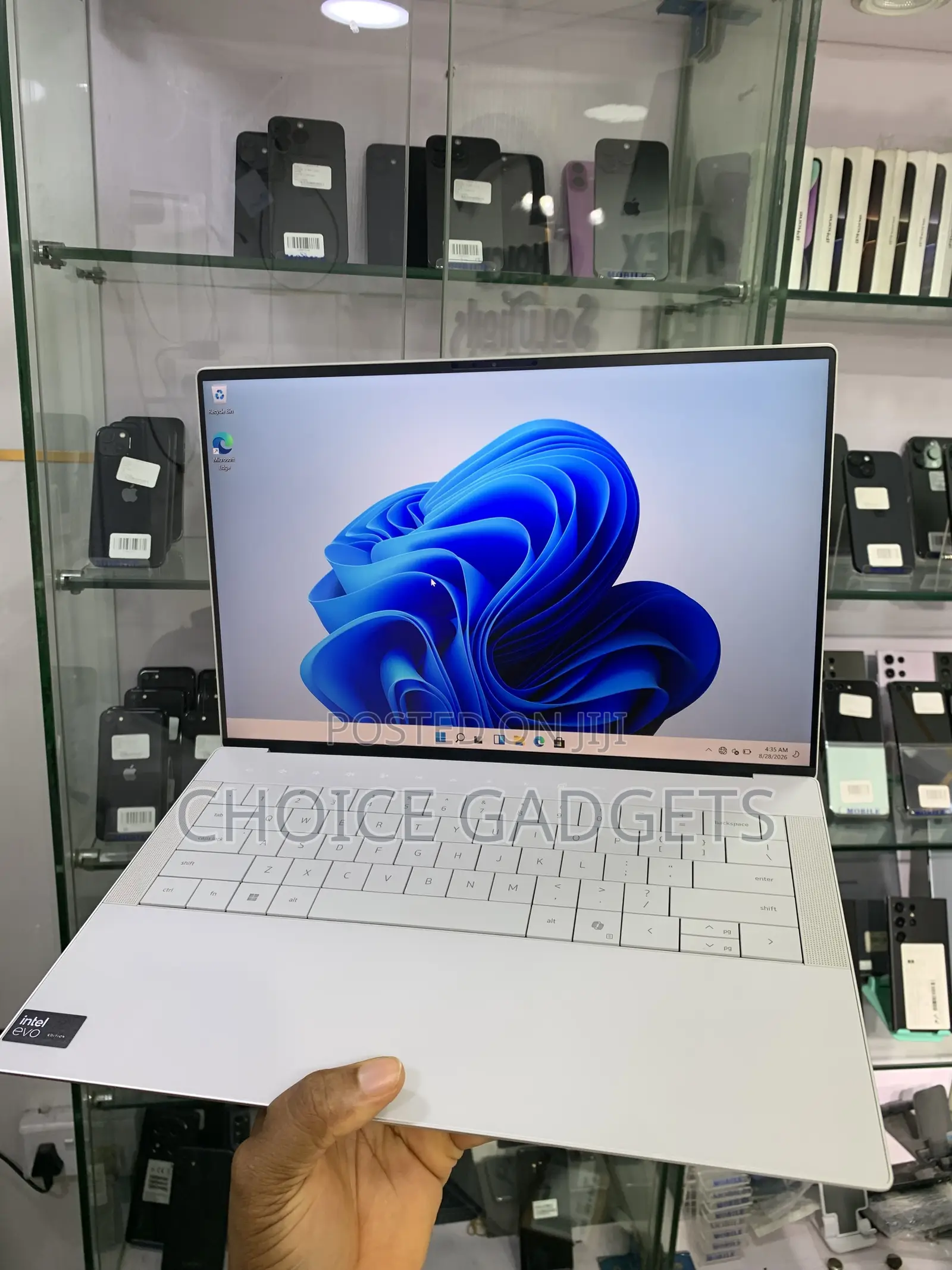 Laptop Dell XPS 16 9640 16GB Intel Core Ultra 7 SSD 1T