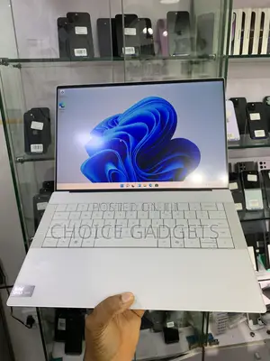 Laptop Dell XPS 16 9640 16GB Intel Core Ultra 7 SSD 1T