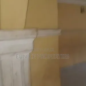 3bdrm Block of Flats in Eunice Properties, Benin City for rent