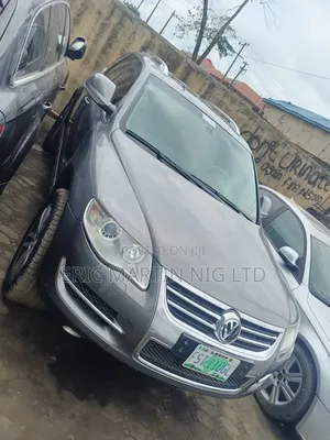 Volkswagen Touareg 2009 Gray