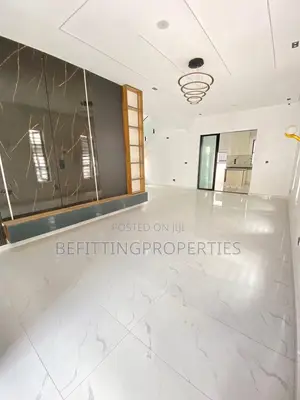 5bdrm Duplex in Lekki for sale