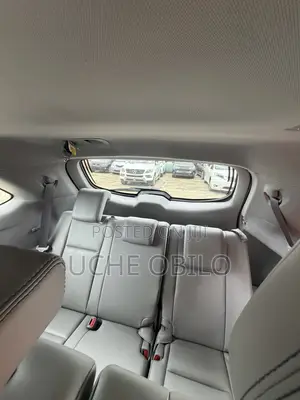Toyota Highlander XLE 4x4 V6 (3.5L 6cyl 8A) 2018 White