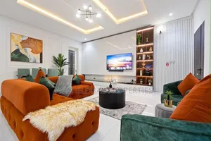 3 Bedroom Luxury Apartment | Ps5 
At Oniru VI