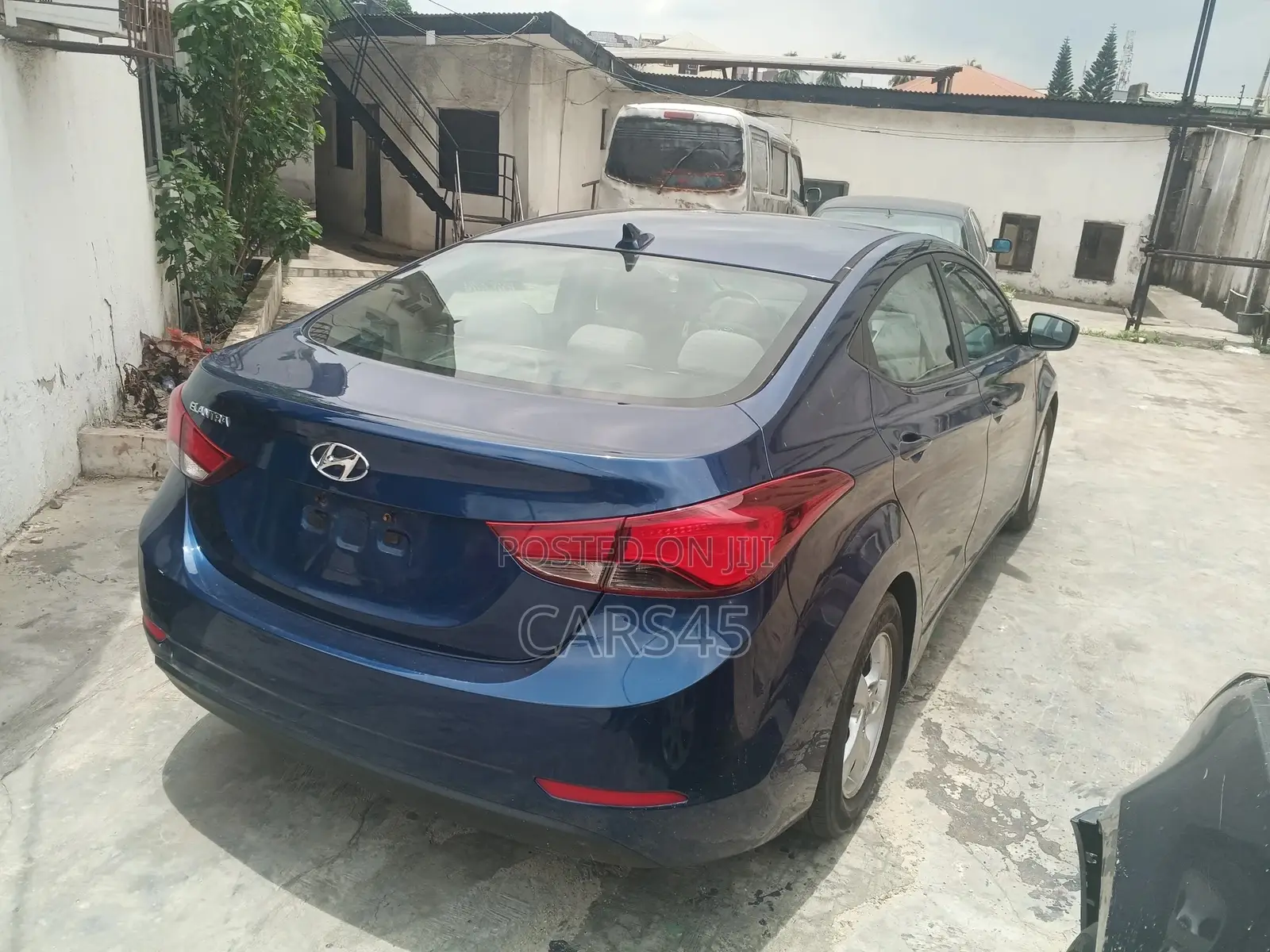 Hyundai Elantra 2015 Blue