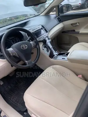 Toyota Venza LE 2012 Black
