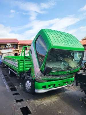 Toyota Dyna 300-Japan 2008 Green