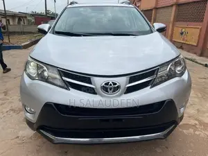 Toyota RAV4 2015 Silver