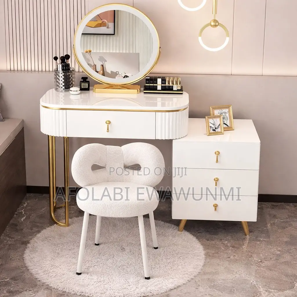 Vanity & Dreasing Table