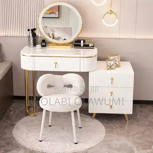 Vanity & Dreasing Table