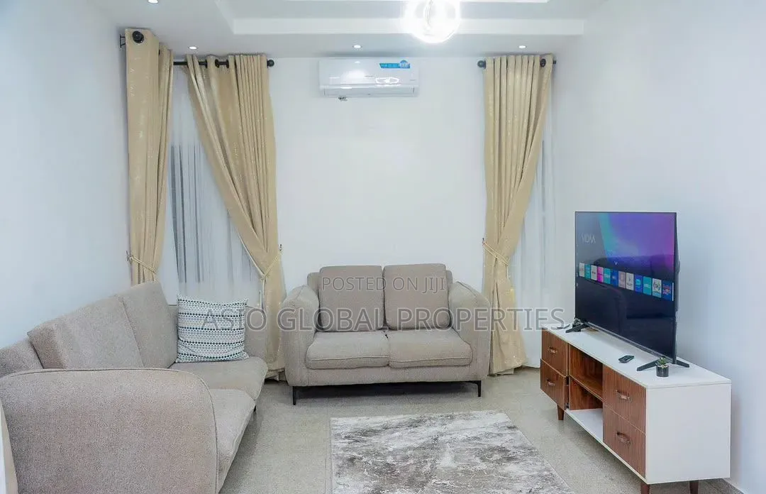 Beautiful and Modern 2bed Terrace Shortlet at Ikeja Gra