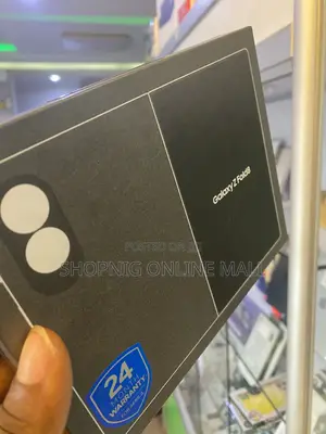 New Samsung Galaxy Fold 512 GB