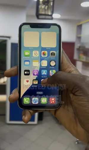 Apple iPhone 11 64 GB White