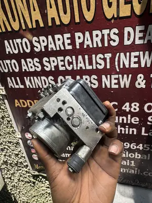 Toyota Corolla 2018–2019 ABS Brake Control Module