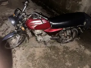 Bajaj Boxer 2022 Red