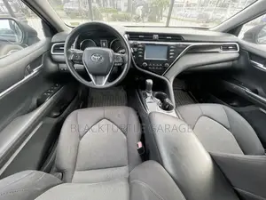 Toyota Camry 2018 Black