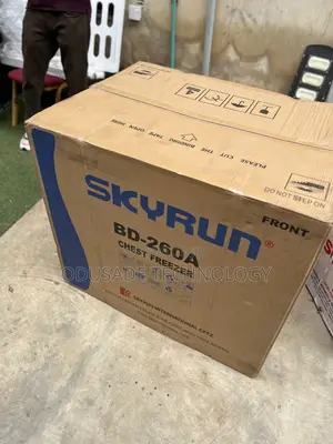 Skyrun 260L Chest Freezer – Handy & Strong
