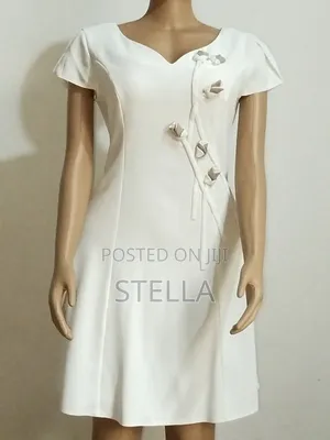 Off White 6pices Mild Flay Dress With Carefully Crafted Flowers