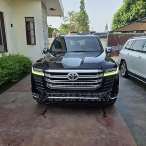 Toyota Land Cruiser 2023 Black