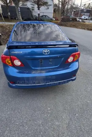 Toyota Corolla 2010 Blue