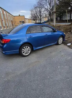Toyota Corolla 2010 Blue