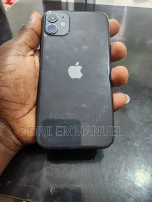 Apple iPhone 11 64 GB Black