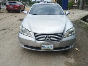 Lexus ES 2012 Silver