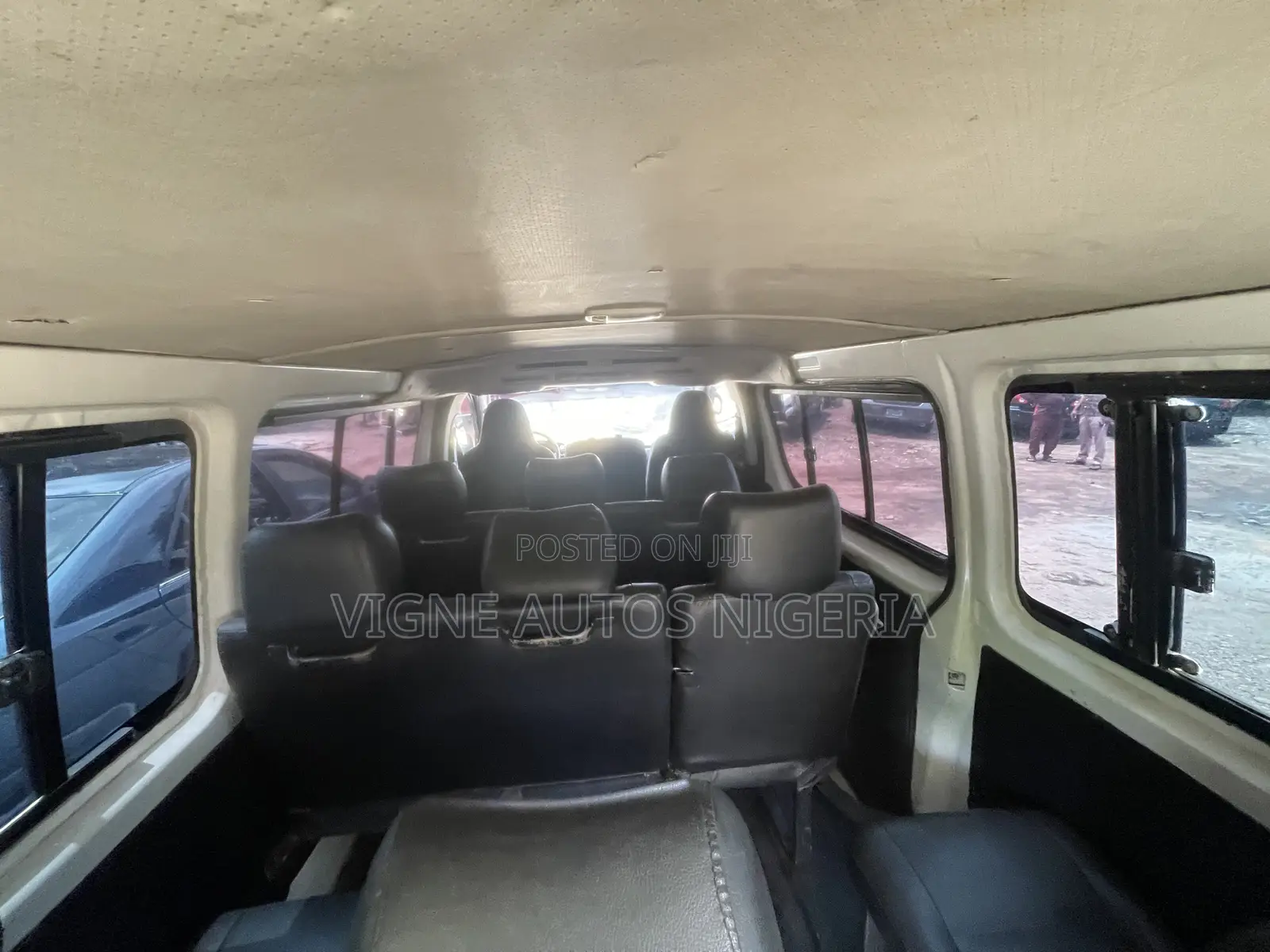Toyota HiAce 2009 White