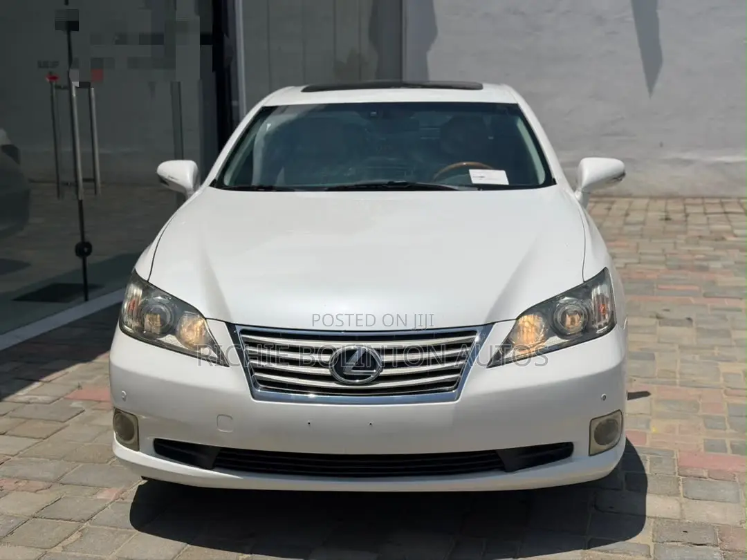 Lexus ES 350 2011 White