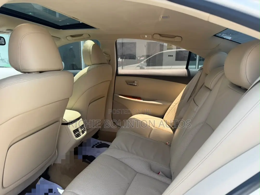 Lexus ES 350 2011 White