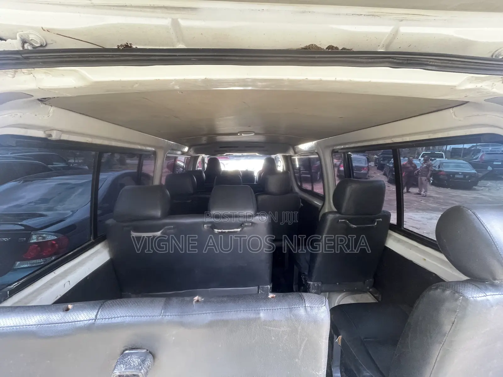 Toyota HiAce 2009 White