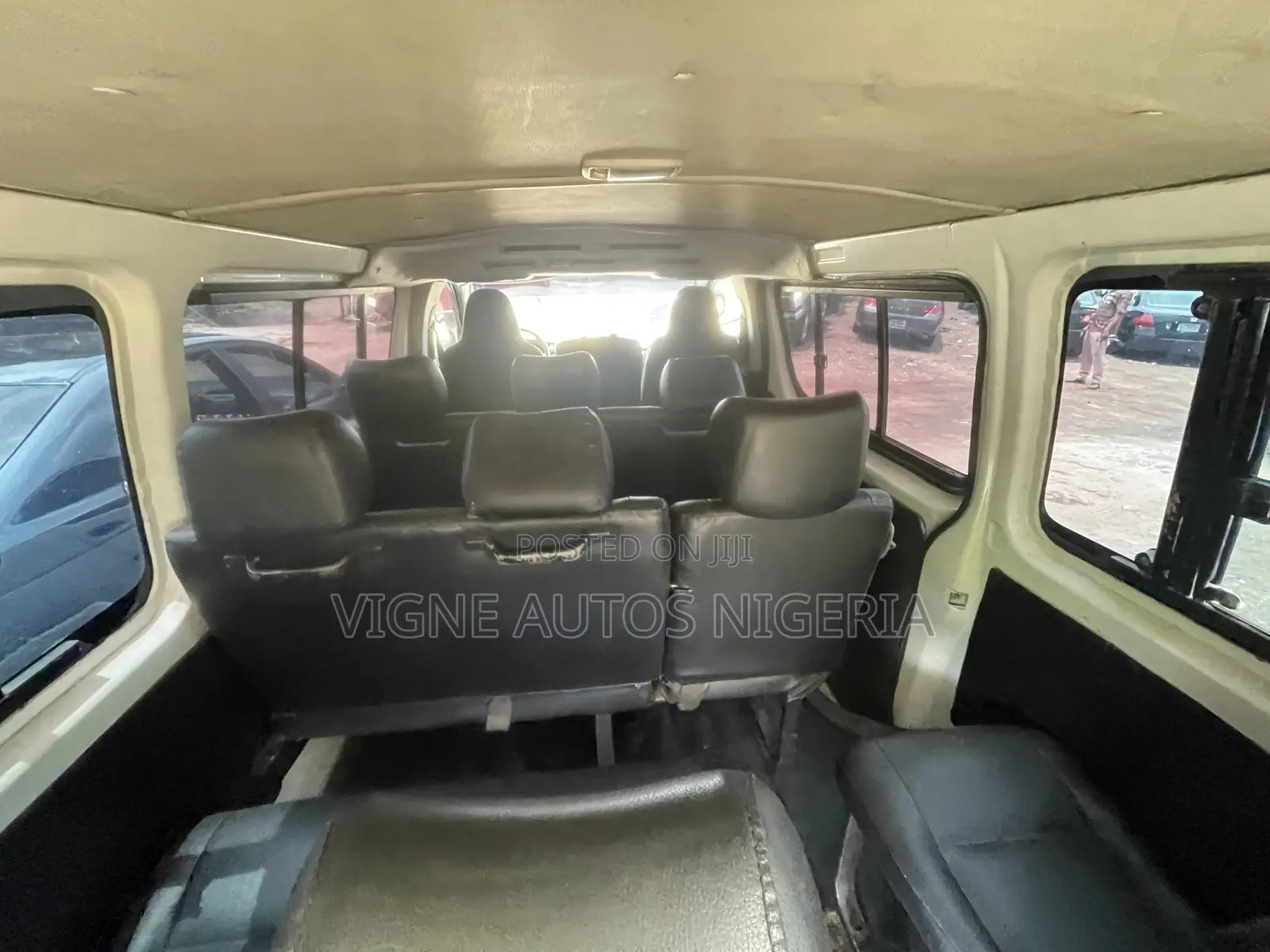 Toyota HiAce 2009 White