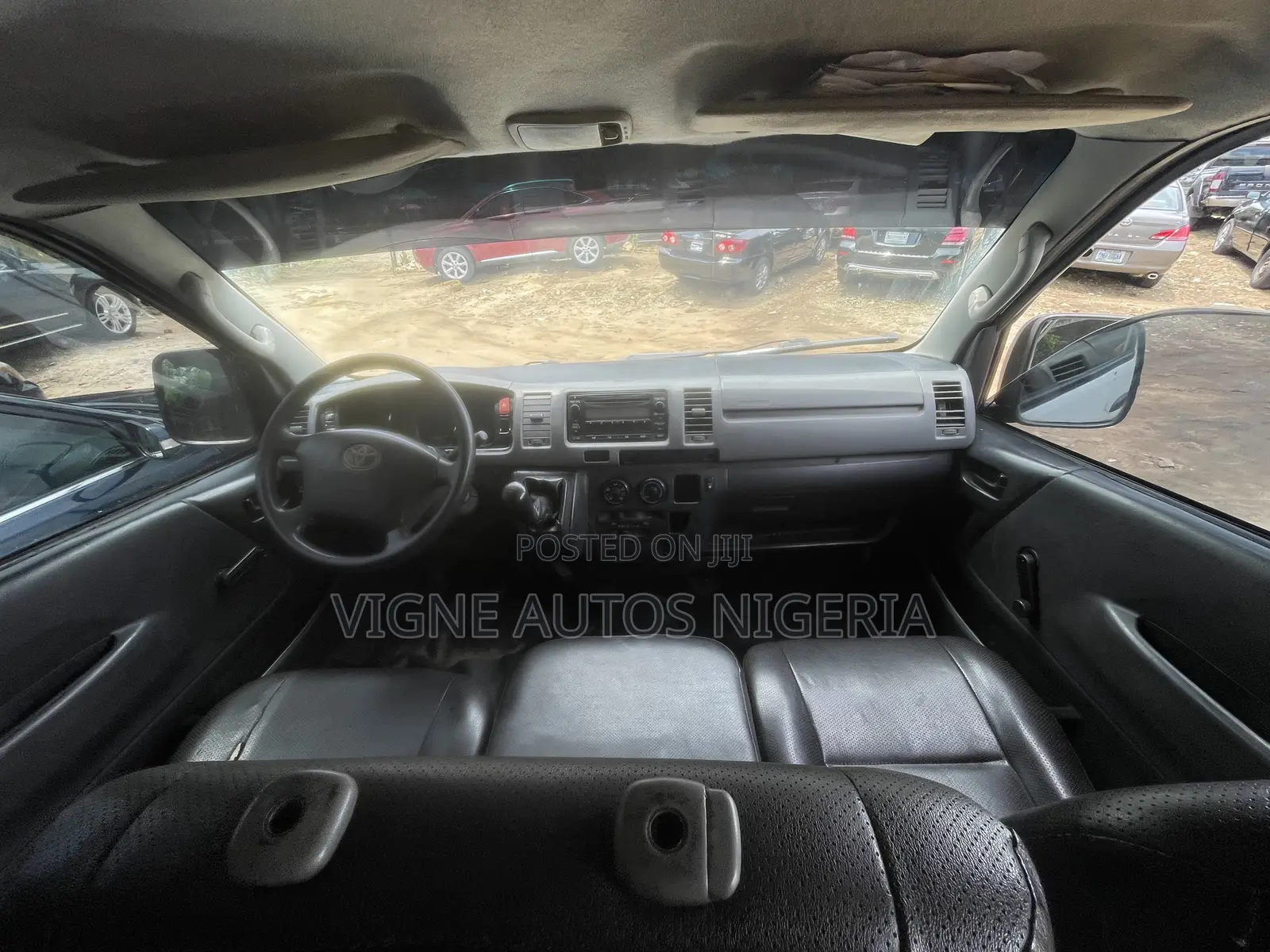 Toyota HiAce 2009 White