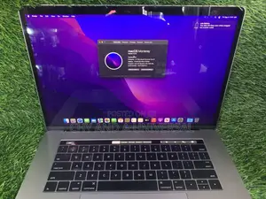 Laptop Apple MacBook Pro 2016 16GB Intel Core i7 SSD 512GB