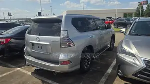 Lexus GX 460 Luxury 2015 Silver
