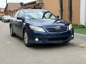 Toyota Camry 2011 Blue