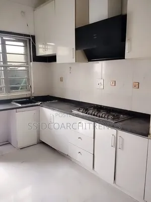 4bdrm Duplex in Call To Access, Chevron for rent