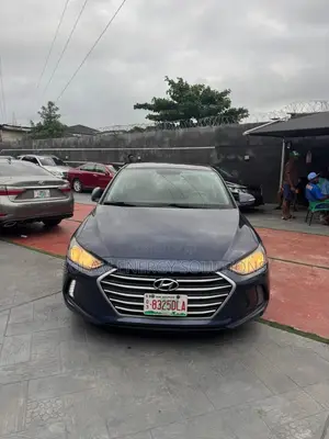 Hyundai Elantra 2018 Blue