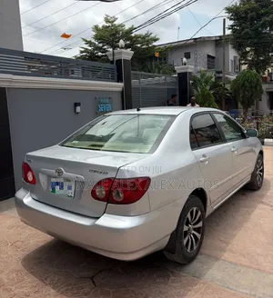 Toyota Corolla 2005 Silver