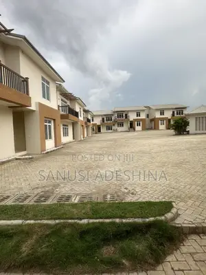 4bdrm Duplex in Katampe for rent