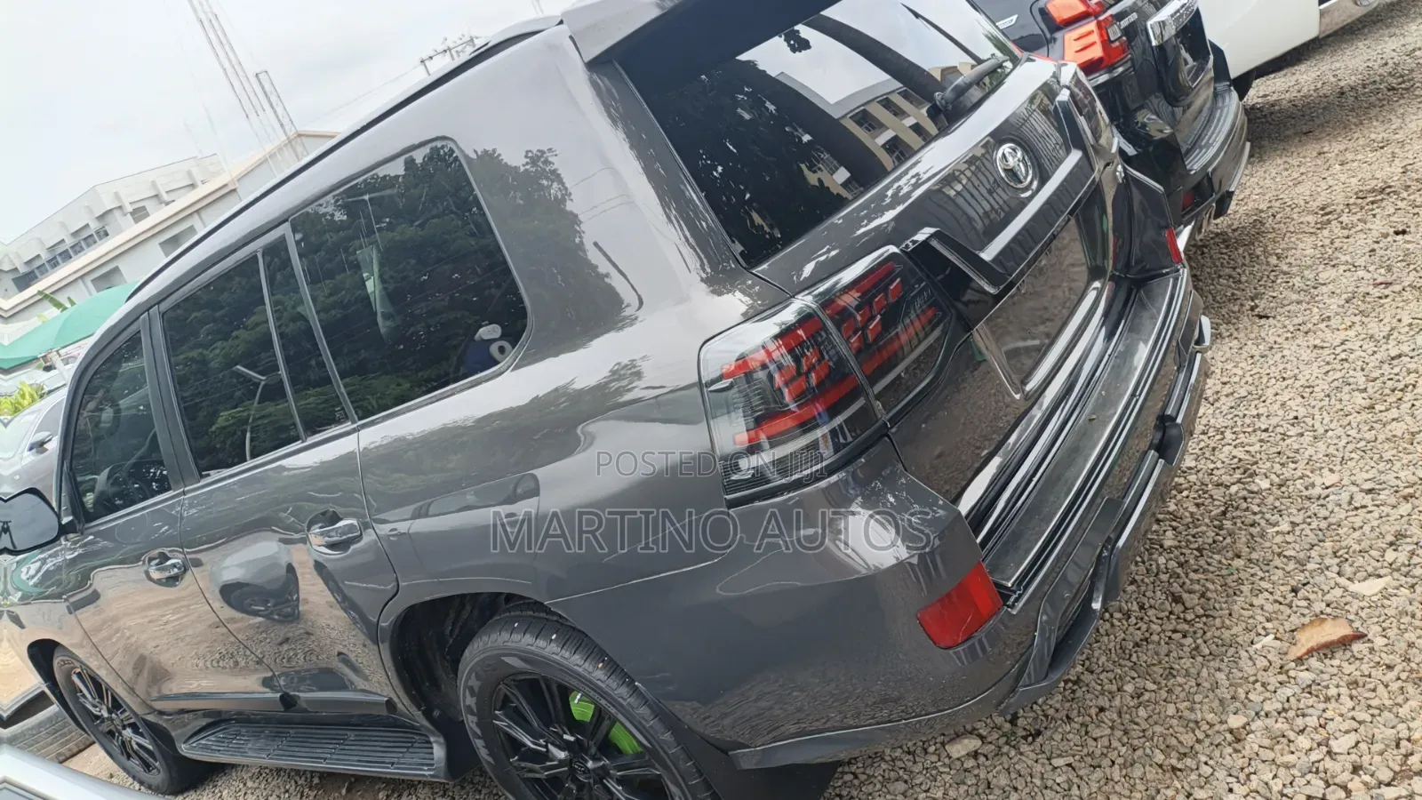Toyota Land Cruiser 2013 White
