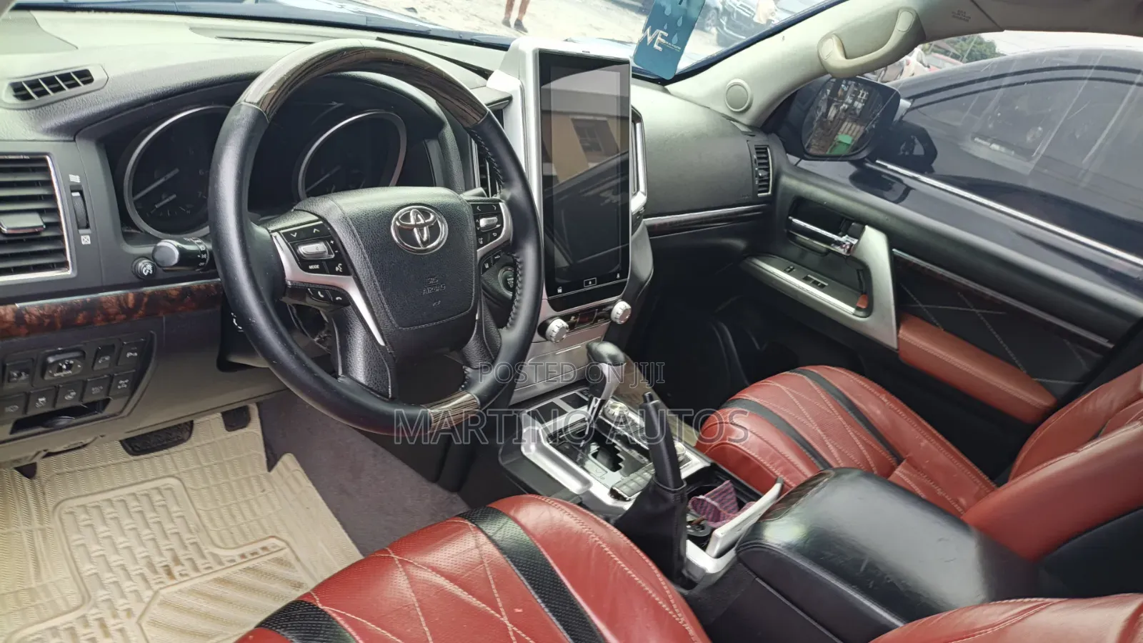 Toyota Land Cruiser 2013 White