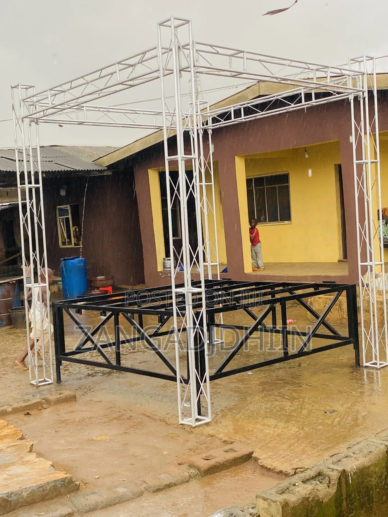 Stage for Rentage